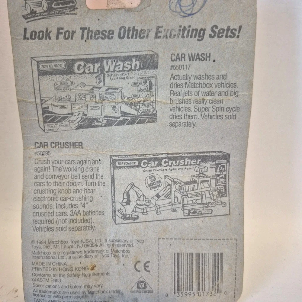 Matchbox #32 Corvette Blue 1994 T37 '62 Damage to Packaging